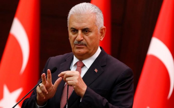 أكد رئيس وزراء تركيا بن علي يلدرم أنه لا تغيير في موقف بلاده من النظام السوري، ليبدد بذلك تكهنات بأن أنقرة تسعى لتطبيع العلاقات معه.

