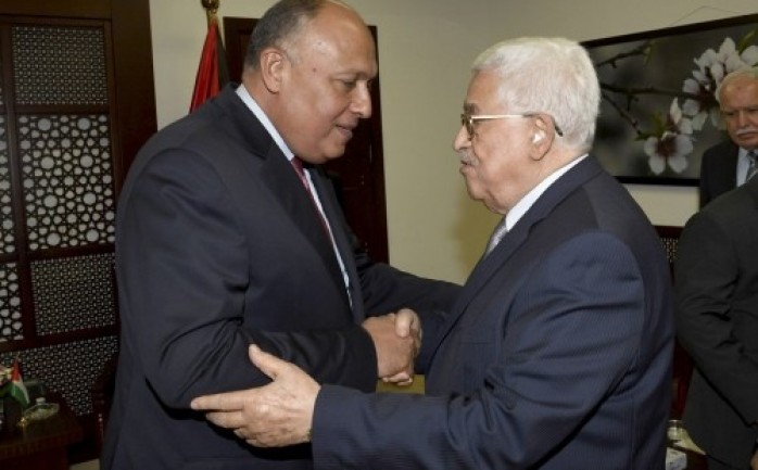 لقاء سابق بين الرئيس عباس وسامح شكري