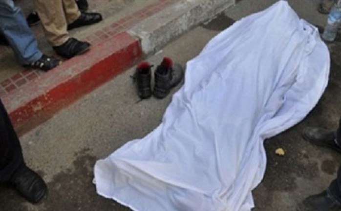 لقي الشاب محمد حجازي (22 عاماً) صباح الخميس، مصرعه إثر سقوطه من بناية &quot;الداعور&quot; المكونة من خمس طوابق في بلدة بيت لاهيا شمال قطاع غزة.

