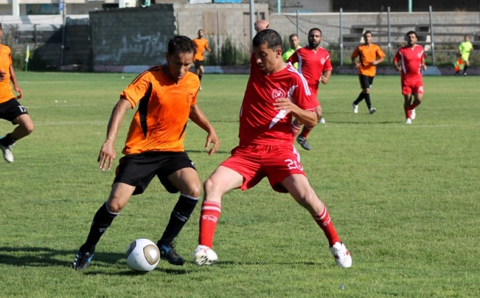 أسفرت قرعة دوري الدرجة الأولى التي جرت في مقر الاتحاد الفلسطيني لكرة القدم غرب غزة, عن مواجهات متكافئة في الأسبوع الأول من المسابقة.

وفيما يلي مواجهات الأسبوع الأول من الأولى الذي ينطلق في 1