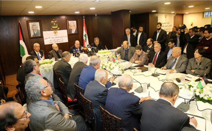 أكد عضو المكتب السياسي لحركة حماس موسى أبو مرزوق أنه تم الاتفاق على تشكيل مجلس وطني جديد.

وقال أبو مر
