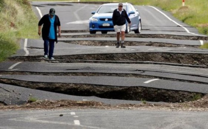  قتل شخصان في زلزال جديد ضرب الجزيرة الجنوبية بنيوزيلندا للمرة الثانية في غضون يومين في الساعات المبكرة من صباح الاثنين، وقد بلغت شدته 6.3 على عمق عشرة كيلومترات في الشمال الشرقي من مدينة كرا