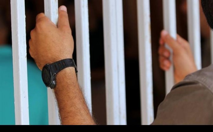 حكمت المحكمة العسكرية العليا التابعة لهيئة القضاء العسكري بغزة اليوم، على المدان (ن،أ) بالسجن خمس سنوات مع الأشغال الشاقة بتهمة الاخلال بالأمن العام خلافا لنص المادة( 175)من قانون العقوب