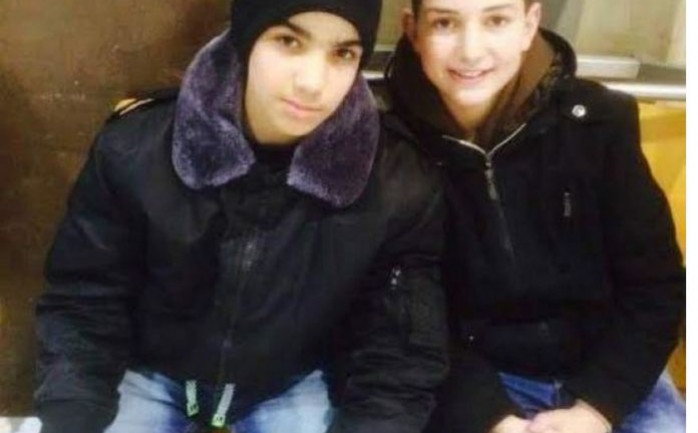 أصدرت محكمة الاحتلال الإسرائيلي اليوم الأربعاء، حكماً بحق الطفلين القاصرين شادي فراح (13 عاماً) وأحمد الزعتري(13 عاماً) من القدس بالسجن الفعلي لمدة عامين.

وقال