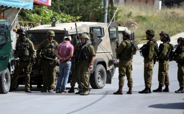 &nbsp;اعتقلت قوات الاحتلال الإسرائيلي الأربعاء 16 مواطنا من عدة أنحاء في محافظات الضفة الغربية.

وبين نادي الأسير في بيان ل