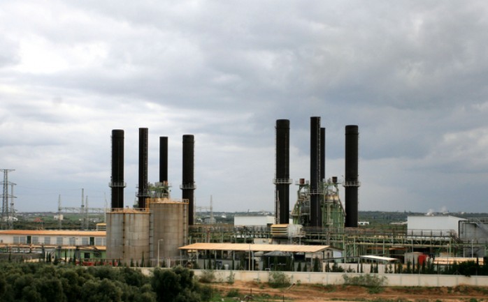 أكدت سلطة الطاقة في قطاع غزة أن الدفعة الأولى من منحة الوقود القطرية والتركية استنفدت، مشيرة إلى أن الحكومة أعادت فرض كامل الضرائب على أسعار الوقود.

