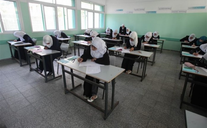 توجه صباح السبت 78.523 طالبا وطالبة، في كافة محافظات فلسطين، لتقديم امتحان الثانوية العامة "التوجيهي" للعام 2016 في مختلف الفروع.