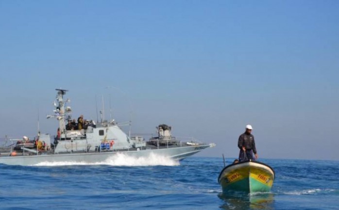 استهدفت البحرية الإسرائيلية مساء الاثنين، الصيادين ومراكبهم بالرصاص الحي في عرض بحر مدينة خانيونس جنوبي قطاع غزة.

وقال نقيب الصيادين نزار عياش لـ&quot;الوطنيـة&quot; إن البحرية تستهدف الصياد