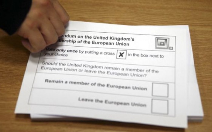توجه ملايين الناخبين البريطانيين إلى صناديق الاقتراع للإدلاء بأصواتهم في استفتاء تاريخي بشأن عضوية بلادهم في الاتحاد الأوروبي، ويعتبر الاستفتاء الثالث في تاريخ المملكة بعد معركة الأصوات التي 