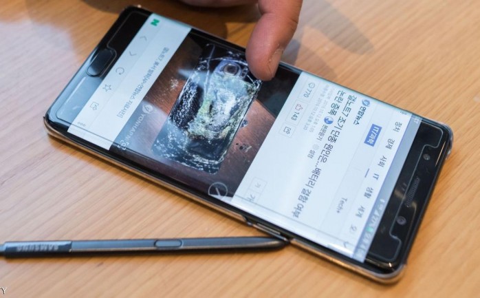 أعلنت شركة سامسونغ الكورية رسميا عن نتائج تحقيقاتها حول الأسباب وراء العيوب الخطيرة التي ظهرت في هاتفها الذكي "غالاكسي نوت 7" والتي أدت لسحب الجهاز في النهاية من الأسواق بعد فترة قصيرة من طرح