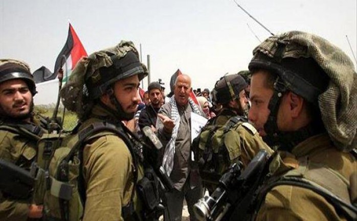 شرعت قوات الاحتلال الإسرائيلي، اليوم الأحد، بهدم محمية الدقيقة الفلسطينية في مسافر بلدة يطا جنوب الخليل.

وأفا