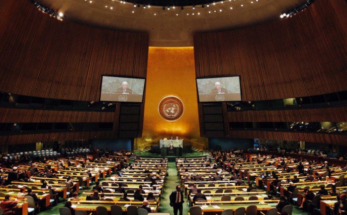 عقدت المجموعة العربية لدى الأمم المتحدة في نيويورك اليوم الجمعة ، اجتماعاً طارئاً على مستوى السفراء، لمناقشة التحرك العربي في مجلس الأمن إزاء تقرير اللجنة الرباعية السيء والمخيب للآمال.