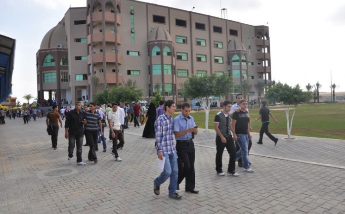 اعلنت جامعة فلسطين عن السماح لجميع الطلبة الغير قادرين على تسديد الرسوم دخول الامتحانات النهائية نظرا للظروف الاقتصادية الصعبة التي يمر بها أبناء قطاع غزة .

وأ