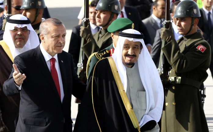 قال الرئيس التركي رجب طيب أردوغان، إن دولته ستدعم المملكة العربية السعودية ضد قانون &quot;العدالة ضد رعاة الإرهاب&quot; (جاستا)، الذي يسمح لعائلات ضحايا الهجمات &quot;الإرهابية&quot; بمقاضاة 