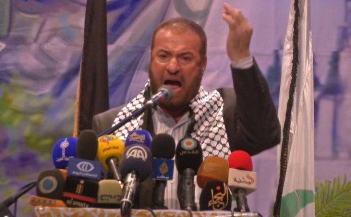 فتحي حماد يهاجم الرئيس عباس ويصفه بـ "الغدار بكل شيء"