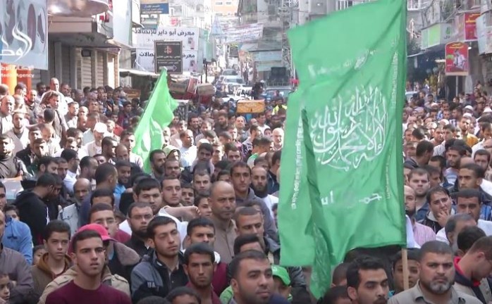 مسيرة لحماس شمال غزة تنديداً بقرار الاحتلال منع الأذان بالقدس
