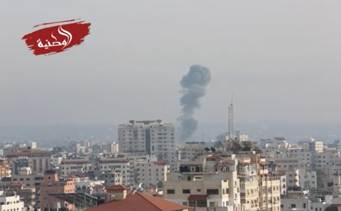 الاحتلال يستهدف موقعا للمقاومة جنوب مدينة غزة