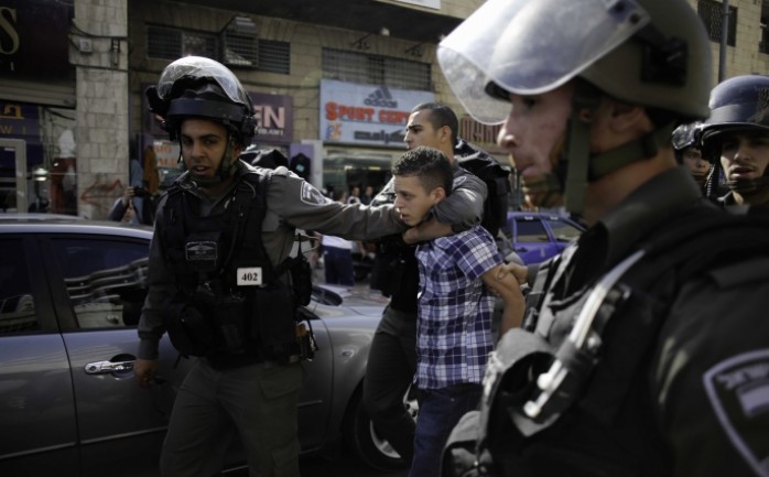 قال نادي الأسير الفلسطيني إن قوات الاحتلال الاسرائيلي اعتقلت اليوم الثلاثاء  "21" مواطناً في محافظات الضفة الغربية خلال حملة اعتقالات شنتها الليلة الماضية.