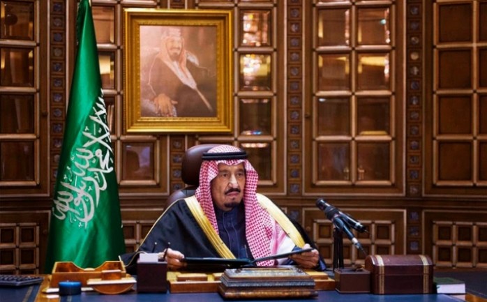 أصدرت المملكة العربية السعودية أمرا ملكيا الإثنين يقضي بإعفاء رئيس المراسم الملكية من منصبه، دون ذكر تفاصيل عن سبب التغيير