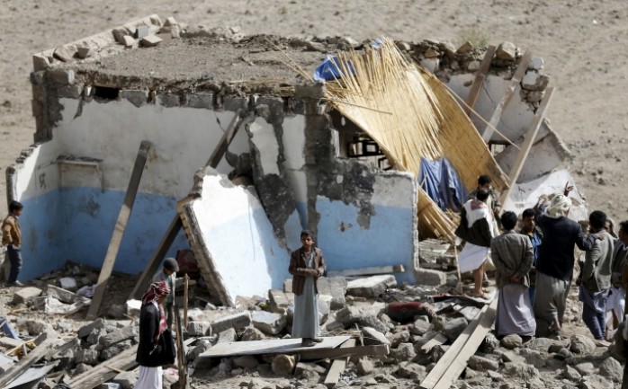 أعلن التحالف العربي الذي يشن بقيادة السعودية غارات جوية ضد الحوثيين في اليمن شنها مساء الأربعاء، أن جماعة الحوثي خرقت الهدنة الانسانية السارية منذ الأمس.
