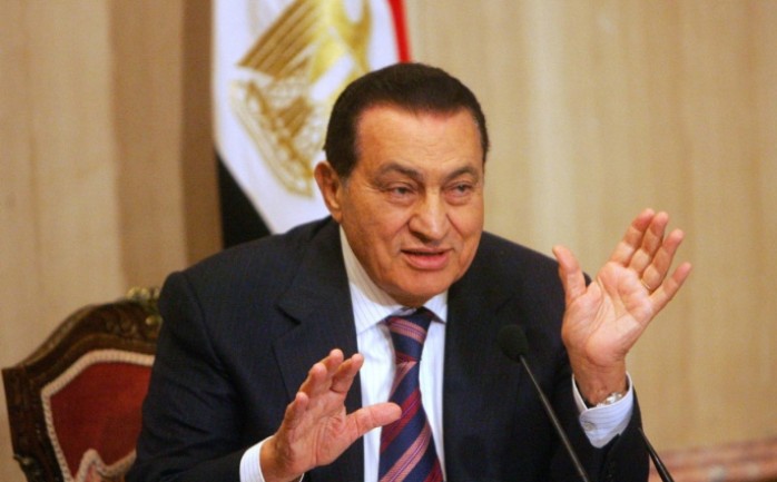 أقرت جهة قضائية مصرية، معنية بالفصل في المنازعات بين المؤسسات الحكومية، بأحقية الرئيس المخلوع حسني مبارك وأسرته بالاحتفاظ بكافة "مزايا" الرؤساء السابقين. 