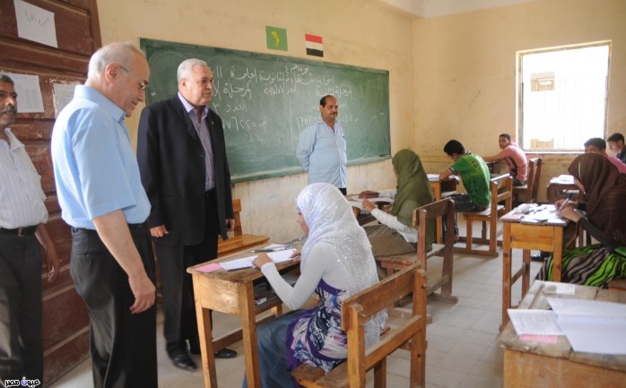 اعتمدت&nbsp;وازرة التربية والتعليم في مصر عن أسماء الطلبة الـ 10 الأوائل في نتائج الثانوية العامة في كافة المجالات.

واعتمد وزير التربية 
