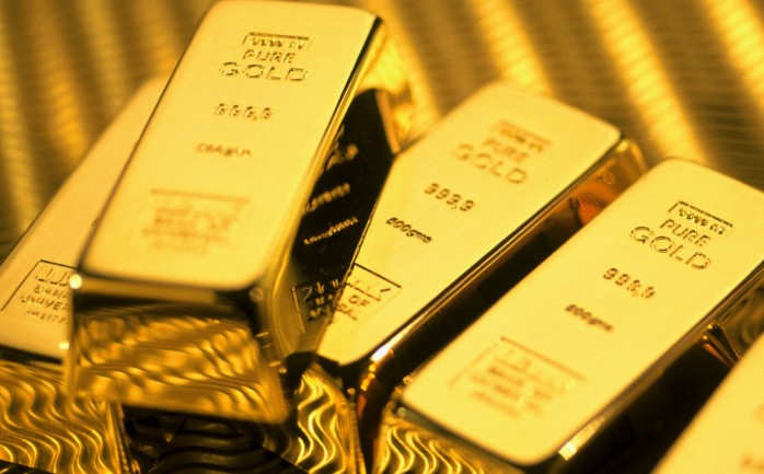 يتجه الذهب لتكبد أكبر خسائره في 5 أسابيع، مع صدور بيانات اقتصادية أميركية قوية عززت مبررات رفع أسعار الفائدة في الأجل القريب.

