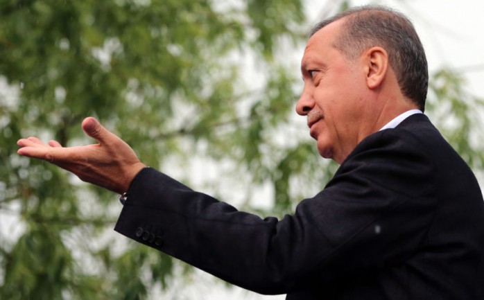 أعلن المتّحدث باسم الرئاسة التركية إبراهيم كالين عن لقاء مرتقب بين كل من الرئيسين التركي رجب طيب أردوغان والأمريكي دونالد ترامب .

وقال كالين: من المقرر أن يعقد اللقاء المرتقب قبل قمة الناتو 