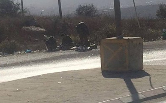 أصيب إسرائيلي اليوم الخميس، بجروح إثر تعرض سيارته لإلقاء الحجارة قرب مستوطنة "تقواع" قرب بيت لحم.

وذكرت الإذاعة الإسرائيلية أن الجنود على أثر ذلك قام