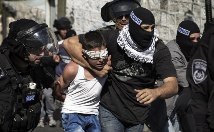 قوات الاحتلال تعتقل طفلًا فلسطينيًا في الضفة الغربية