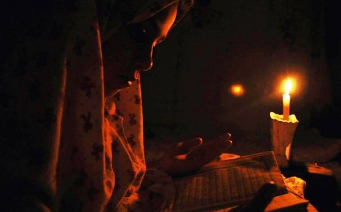 جانب من حياة المواطنين في غزة بسبب أزمة الكهرباء المتفاقمة