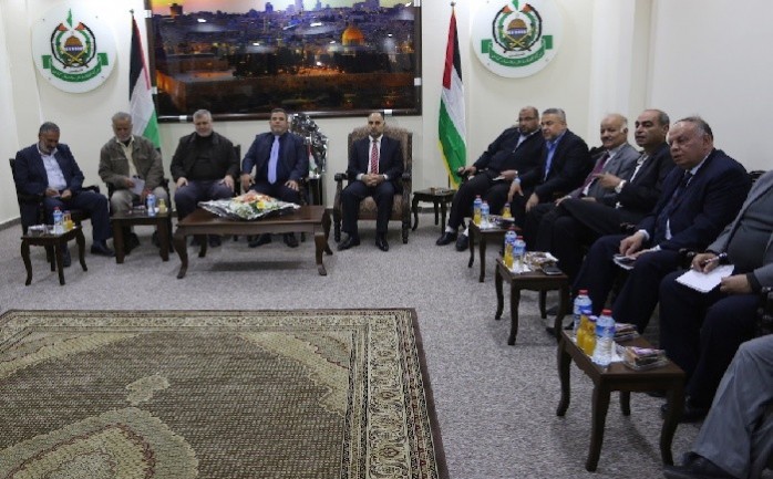 اجتماع عضو المجلس الثوري لحركة فتح مع عضو المكتب السياسي لحركة حماس صلاح البردويل