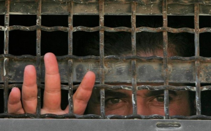 أحد الأسرى في سجون الاحتلال الإسرائيلي