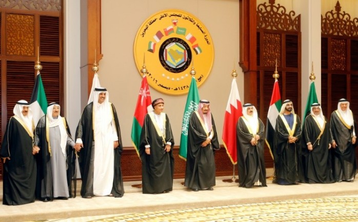 القادة المشاركون في القمة السنوية لمجلس التعاون الخليجي في 6 كانون الاولديسمبر 2016