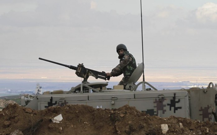أحد عناصر الجيش الأردني على الحدود السورية