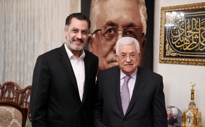 الرئيس محمود عباس ، اثناء لقاء الفنان ياسر المصري