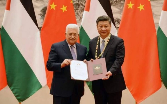 الرئيس محمود عباس، ونظيره الصيني شي جين بينغ