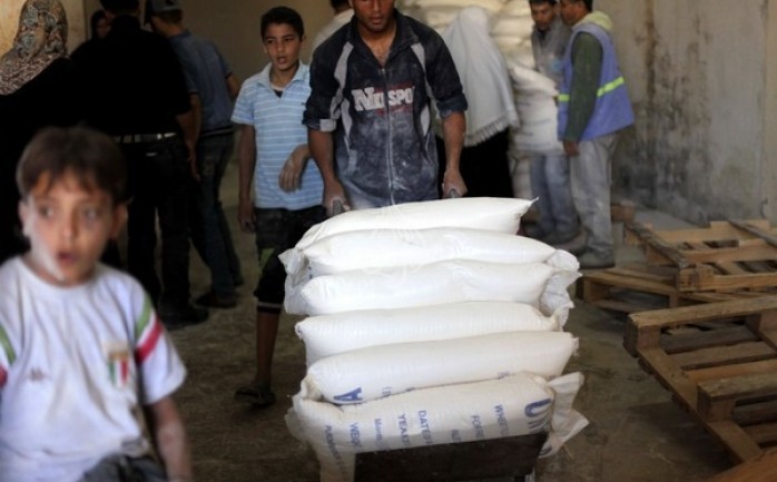 أعلنت منظمة الأمم المتحدة لإغاثة وتشغيل اللاجئين الفلسطينيين في الشرق الأدنى "الأونروا"، اليوم الأربعاء، أن عدد المستفيدين الذين يحصلون على الطرود الغذائية من "الأونروا" ازداد بشكل كبير خلال 