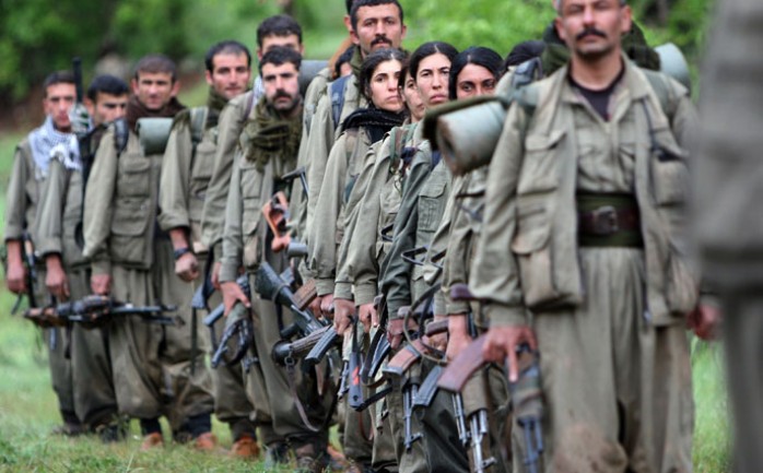اعتقلت الشرطة التركية أكثر من 500 شخص&nbsp;في عمليات بأنحاء متفرقة من البلاد، استهدفت من تشتبه بأنهم على صلة بحزب العمال الكردستاني.

