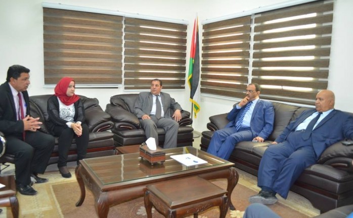 جانب من زيارة النائب العام لمقر نقابة المحامين في قطاع غزة
