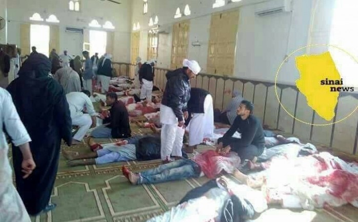 جانب من استهداف المصلين في مسجد الروضة في سيناء