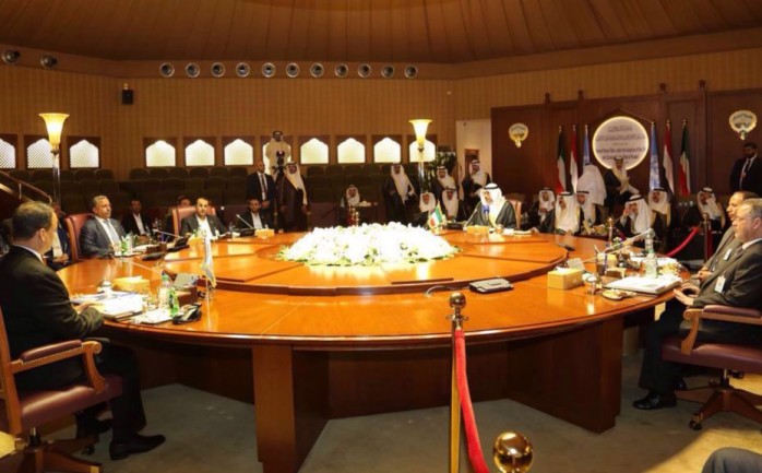 أكد وزير الخارجية اليمني عبدالملك المخلافي، أن الحكومة اليمنية ستمنح محادثات السلام التي ترعاها الأمم المتحدة فرصة أخيرة وذلك بعد أربعة أيام من تعليقها المشاركة فيها.