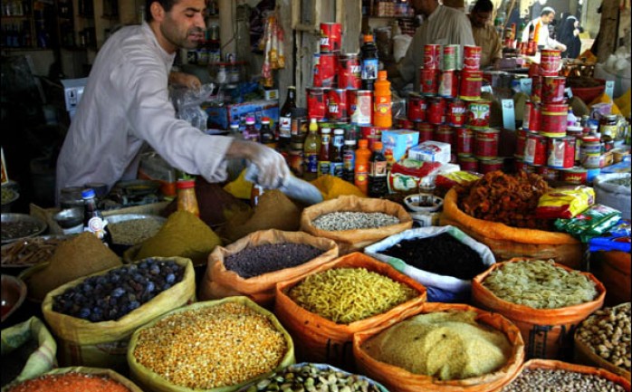 أوضح الجهاز المركزي للإحصاء أن السبب الرئيسي لارتفاع الأسعار في فلسطين خلال شهر كانون الثاني الماضي يرجع إلى ارتفاع أسعار الخضروات الطازجة بنسبة 5.79%، والمجففة بنسبة 3.31%، والفواكه ا