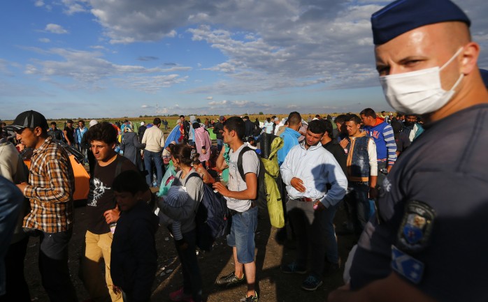 أعلنت وزارة الداخلية الألمانية، عن أول دفعة من اللاجئين السوريين سيصلو