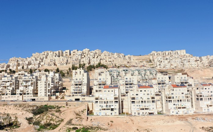 قالت وزارة الخارجية إن إجراءات إسرائيل الاستيطانية الأخيرة تؤكد انتقالها إلى عملية الضم الفعلي للمستوطنات، والتعامل معها على أساس أنها جزء لا يتجزأ من دولة إسرائيل.