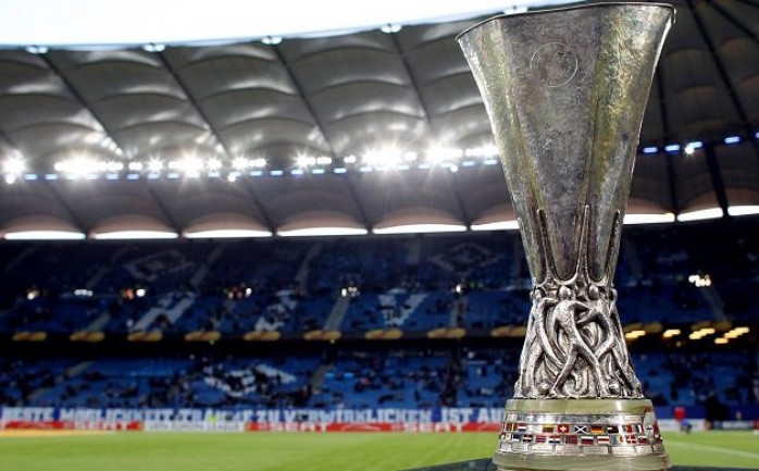 أعلنت اللجنة التنفيذية للاتحاد الأوروبي لكرة القدم &quot;يويفا&quot; عن استخدام تكنولوجيا عين الصقر في نهائي بطولة الدوري الأوروبي الذي سيقام مساء اليوم الأربعاء.

وتعتبر هذه التجربة