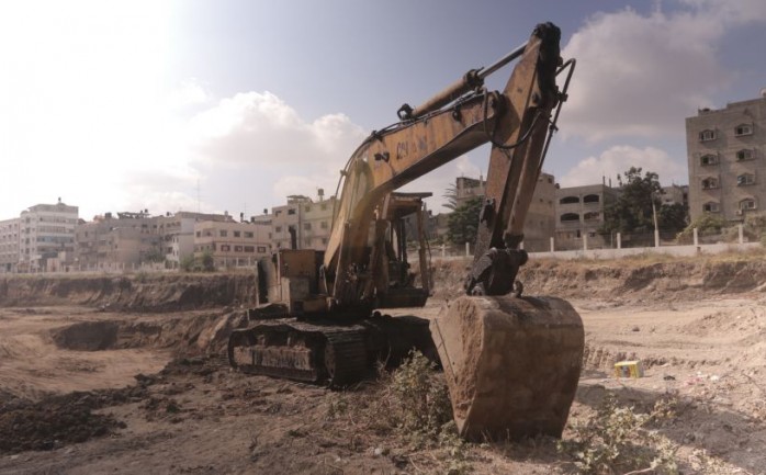 شرعت بلدية غزة بتطوير بركة عسقولة بحي الزيتون، ضمن جهودها الهادفة لتطوير البنية التحتية في المدينة وتحسين واقع الخدمات المقدمة للمواطنين.

وقال مدير عام الهندسة والتخطيط في البلدية نهاد الم