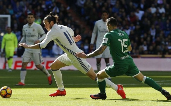 عزز نادي ريال مدريد صدارته للدوري الإسباني عقب تغلبه على ضيفه لجانيس بنتيجة 3-0، في المباراة التي أقيمت على ملعب البرنابيو في إطار الجولة الحادية عشر من المسابقة.

سجل ثلاثية "الملكي" جاريث
