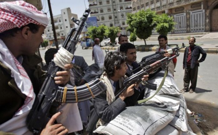العاصمة اليمنية صنعاء تشهد اشتباكات عنيفة مترافقة مع قصف مدفعي وصاروخي هو الأعنف منذ عدة شهور.