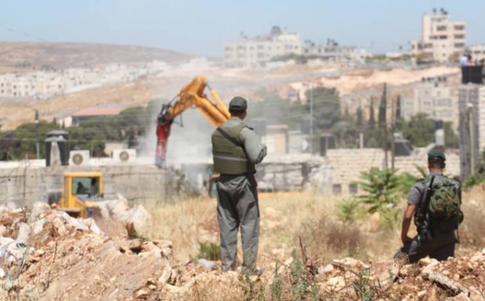 أصدرت سلطات الاحتلال&nbsp;الإسرائيلي لائحة إخطارات تقرر فيها وقف عمليات بناء&nbsp;11 منزلا في منطقة واد أبو الحمص شرق بيت لحم.

وقال ممثل هيئة الجدار والاستيطان